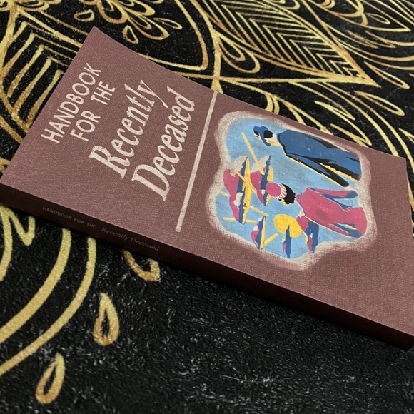 Rare Beetlejuice Bundle, Limited edition design shirt / replica movie book - Picture 11 of 15